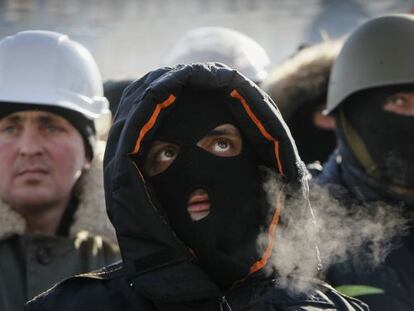 Manifestantes antigubernamentales en Kiev.