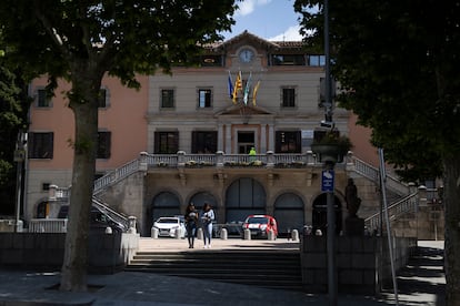 Fachada del Ayuntamiento de Ripoll, en una imagen tomada antes de la investidura de Orriols.