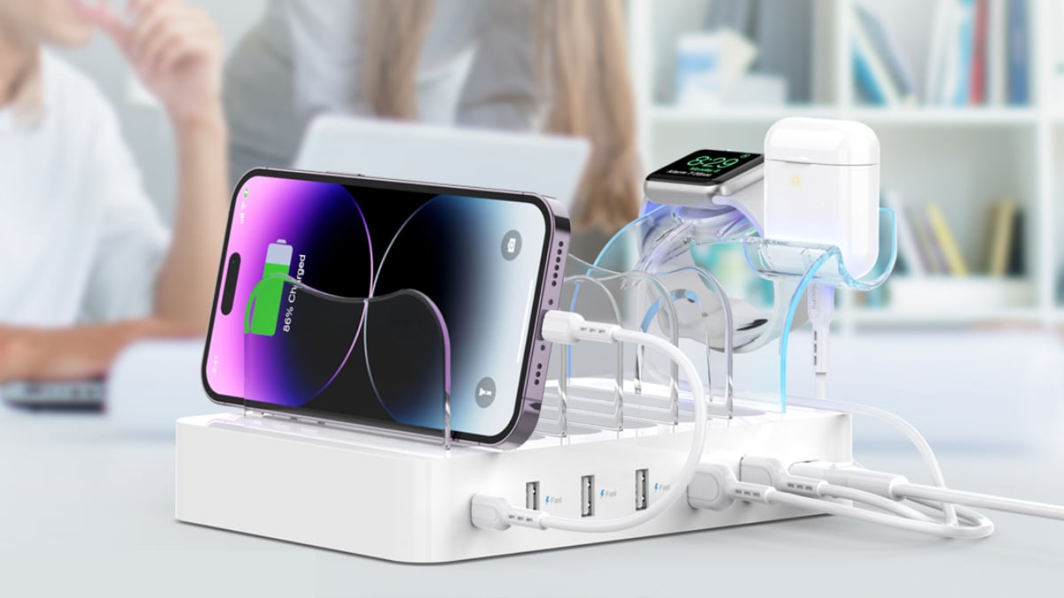 Compatible con iPhone y iPad, dos USB-C, uno micro USB y otro USB-C a USB-C.