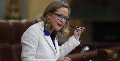 La vicepresidenta primera del Gobierno, Nadia Calviño, en el Congreso de los Diputados. 