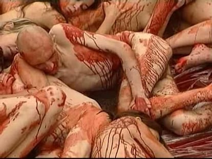 Desnudos para protestar contra la industria peletera