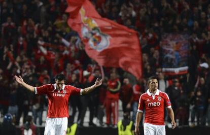 Cardozo celebra su tanto ante el Newcastle.