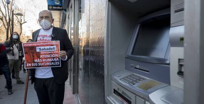 Carlos San Juan, el hombre de 78 años que ha recogido más de 600.000 apoyos con su campaña 'Soy Mayor, No Idiota'.