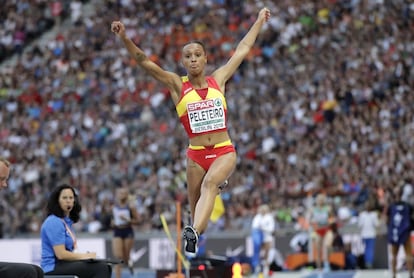 Ana Peleteiro en acción durante la final de triple salto, el 10 de agosto de 2018, en Berlín.