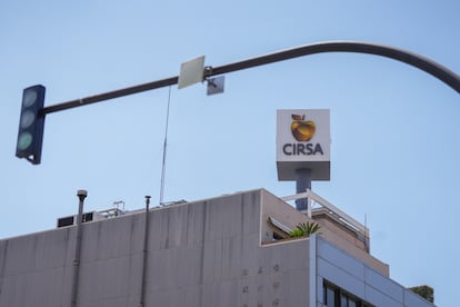 Fachada de la Sede de Cirsa en Terrassa, Barcelona.