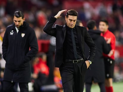 El ya exentrenador del Sevilla, Diego Alonso, durante el partido ante el Getafe.