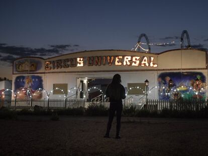 El Gran Circo Universal, varado en Vilanova i La Geltrú (Barcelona) debido al confinamiento.