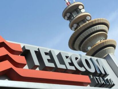 El logo de Telecom Italia en una imagen de archivo