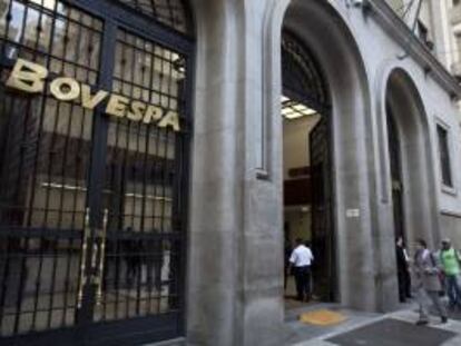 Vista de la fachada de la Bolsa de Valores de Sao Paulo (Bovespa). EFE/Archivo