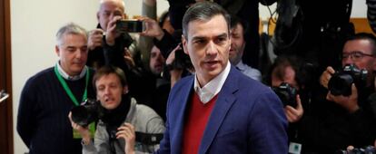 Pedro Sánchez, votando esta mañana en Pozuelo de Alarcón (Madrid).