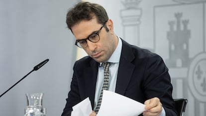 El ministro de Economía, Carlos Cuerpo, durante una rueda de prensa posterior al Consejo de Ministros.