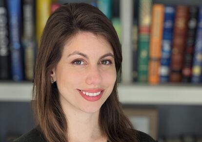 Marina Lopes, periodista y profesora, es de la creencia de que el sentimiento de tribu tiene que ser una realidad para criar mejor.