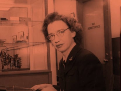 Grace Hopper, a mulher que tornou a linguagem do computador mais humana