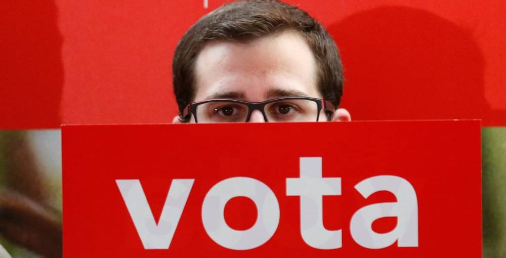 El PSOE alerta de la crisis griega y del separatismo para frenar a ...