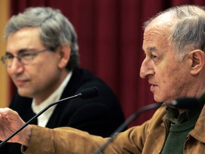 Juan Goytisolo (d) y Orhan Pamuk (i), en 2005.