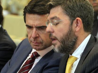 El ministro de Industria, Jos&eacute; Manuel Soria, y el secretario de Estado de Energ&iacute;a, Alberto Nadal.