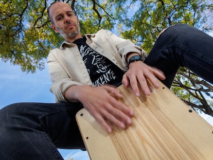 El percusionista y cajonero Carlos Merino, en Jerez de la Frontera, el martes.