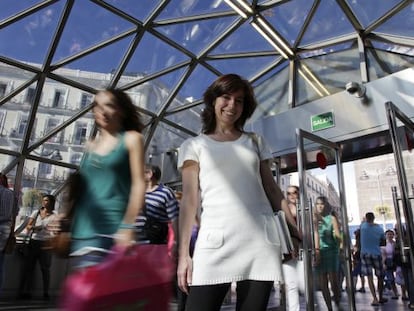 Yayo Herrero, en la Puerta del Sol, donde arranc&oacute; grandes ovaciones el 13 de mayo en la asamblea &lsquo;Desmontando Mentiras&rsquo;.