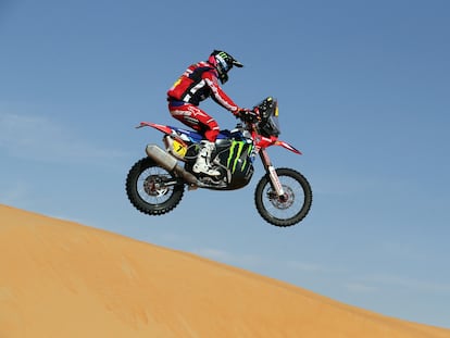 Pablo Quintanilla de Monster Energy Honda durante una etapa del Dakar 2024