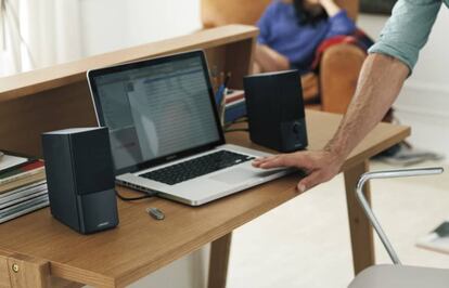 Estos sistemas de altavoces se adaptan a ordenadores portátiles y de sobremesa.