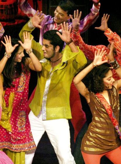 El espectáculo <i>Bollywood, Love Story</i> se estrena mañana en el teatro Victòria de Barcelona y permanecerá en cartel hasta el 22.