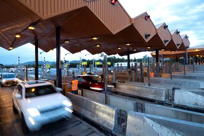 The toll plaza at La Roca del Vallés (Barcelona) after barriers were lifted for good on August 31. 