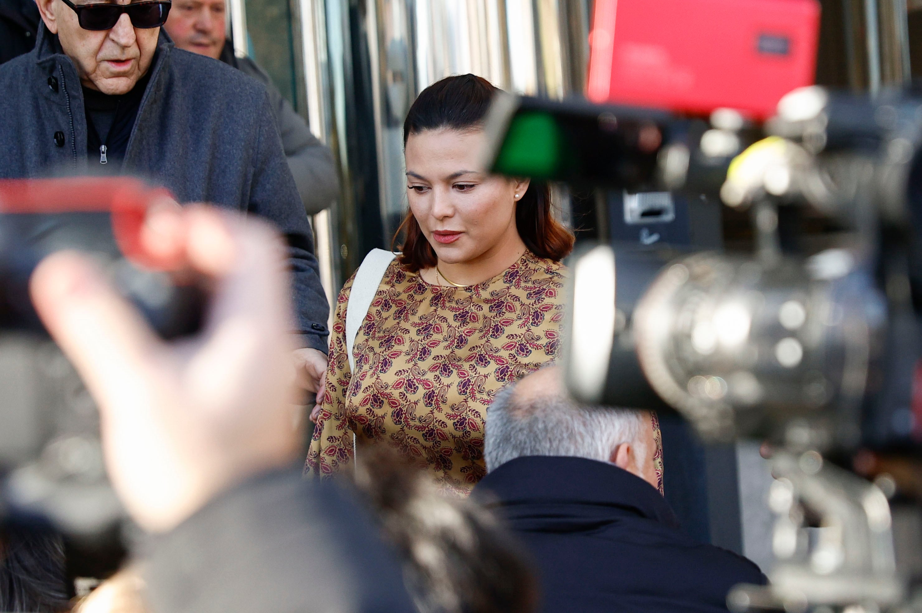 Elisa Mouliaá cambia de parecer y mantiene ahora su acusación contra Íñigo Errejón