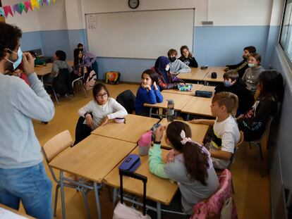 Una clase del colegio Bisbat d´Egara de Terrassa (Barcelona), a finales de abril.