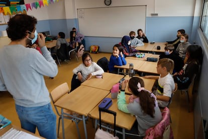 Una clase del colegio Bisbat d´Egara de Terrassa (Barcelona), a finales de abril.