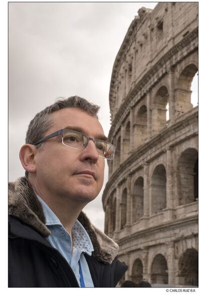 Santiago Posteguillo, en el Coliseo.  