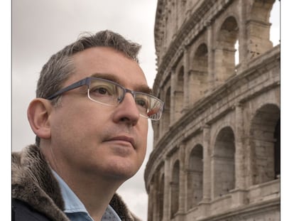 Santiago Posteguillo, en el Coliseo.  