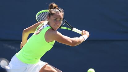 NEW YORK, NEW YORK - SEPTEMBER 02: Sara Sorribes Tormo of Spain returns the ball against Su-Wei Hsieh of Chinese Taipei during her Women's Singles second round match on Day Four of the 2021 US Open at USTA Billie Jean King National Tennis Center on September 02, 2021 in New York City.   Matthew Stockman/Getty Images/AFP
== FOR NEWSPAPERS, INTERNET, TELCOS & TELEVISION USE ONLY ==