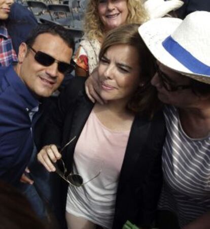 La vicepresidenta del Gobierno, Soraya Sáenz de Santamaría, hoy en Épila (Zaragoza).
