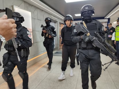 Gerson Guerrero, hermano del líder del Tren de Aragua, llega al aeropuerto de Caracas (Venezuela) tras ser extraditado por el Gobierno español, el 11 de julio.