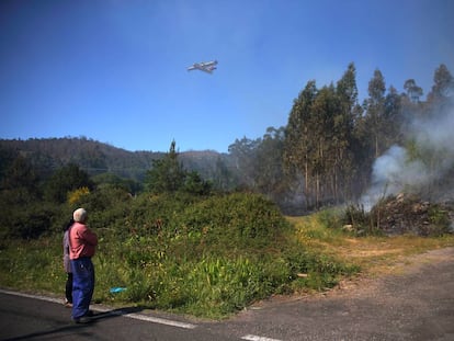 Incendio en el municipio coru&ntilde;&eacute;s de Rianxo el pasado abril.