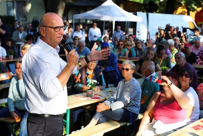 Dietmar Woidke, presidente de Brandeburgo, durante el mítin de final de campaña en Oranienburg, el viernes. 