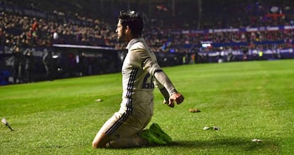 Isco celebra el segundo gol del Real Madrid.