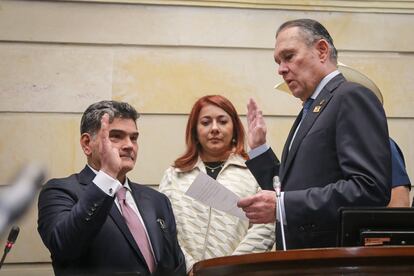 Gregorio Eljach durante su elección como nuevo procurador general de la Nación, en Bogotá, el 2 de octubre de 2024.