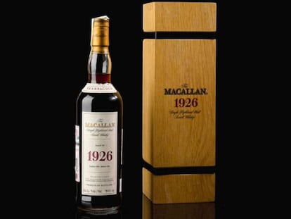 Botella de whisky Macallan 1926, vendida en octubre por 1,73 millones de euros, que superó a otra botella de la misma marca como la más cara de la historia.