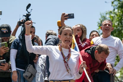 María Corina Machado dirige su discurso. 