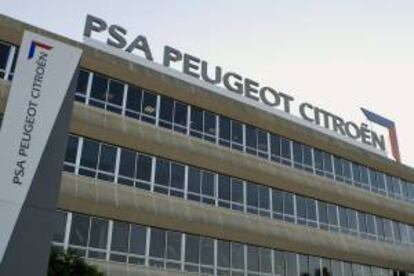 Vista de la planta de PSA Peugeot Citroën en Vigo (Pontevedra). EFE/Archivo