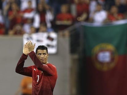 Cristiano Ronaldo, durante el partido contra Irlanda.