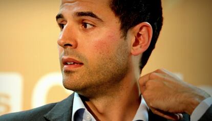 Aguado, candidato electo de Ciudadanos, tras la reunión con Cifuentes.