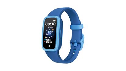 Relojes pulsera para niños sobre fondo blanco.