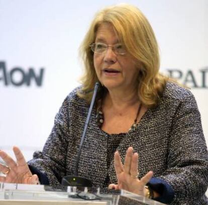 La presidenta de la CNMV, Elvira Rodr&iacute;guez, durante su intervenci&oacute;n en el IV Foro Anual del Consejero que se celebra este lunes en Madrid. 