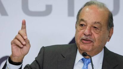 Carlos Slim, durante una rueda de prensa esta semana en México.