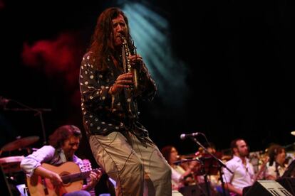 Jorge Pardo en un momento de su actuación en el festival. El músico de jazz presentó en Etnosur su último trabajo Huellas XL.