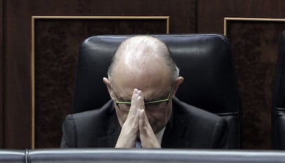 El ministro de Hacienda Cristóbal Montoro en el Congreso.