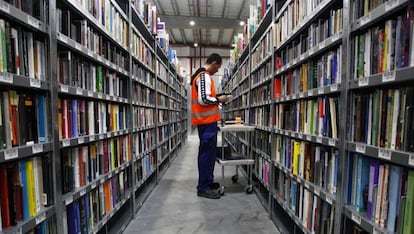 El centro log&iacute;stico de Amazon Espa&ntilde;a en San Fernando de Henares (Madrid), el d&iacute;a de su inauguraci&oacute;n en octubre pasado.