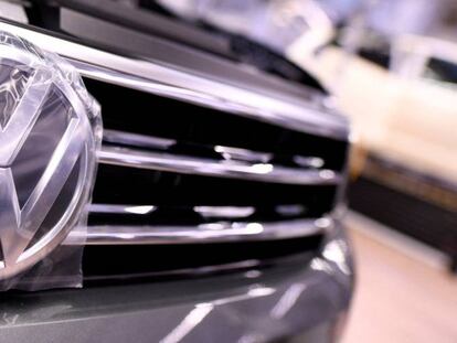 Logo de la marca de coches Volkswagen.